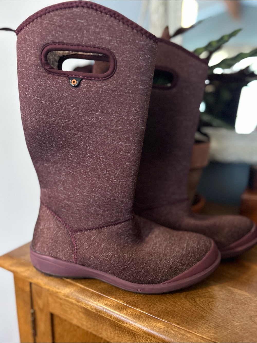 NWOT Bogs Charlie Melange Boot, In Burgandy/ Wind, Women’s